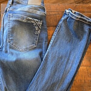 Buckle Women's Straight Leg Jeans - Blue